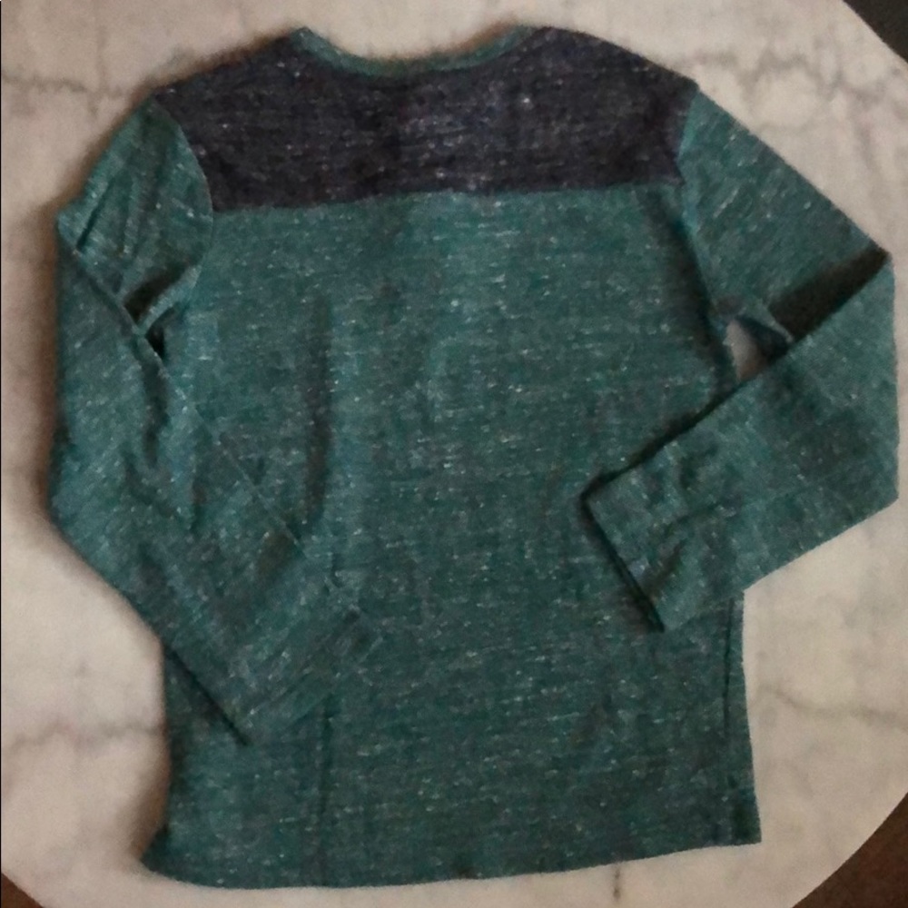 Old Navy boys button too green and blue - Picture 4 of 4